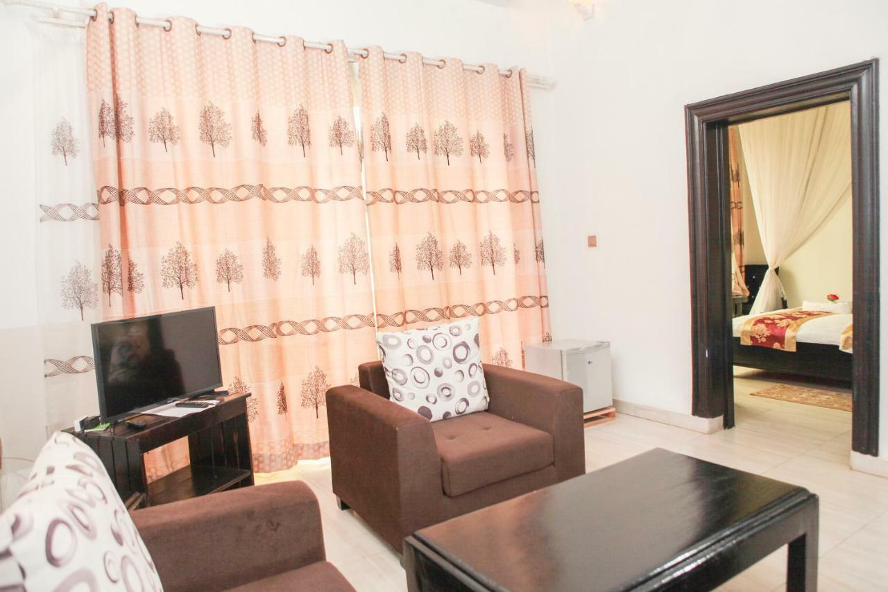 Hotel Kangaroo Bujumbura Esterno foto