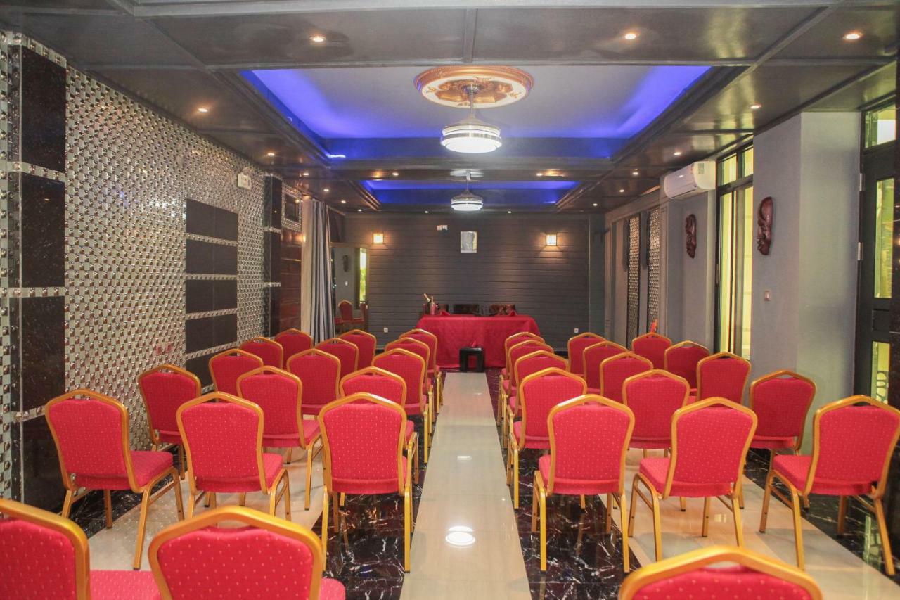 Hotel Kangaroo Bujumbura Esterno foto