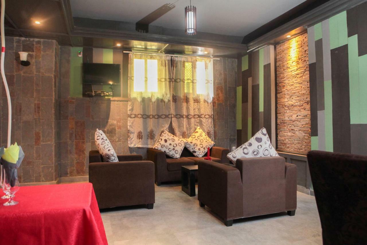 Hotel Kangaroo Bujumbura Esterno foto